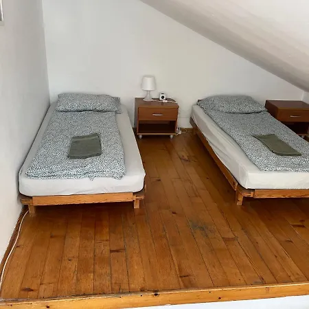 Hostel Piran * بيران