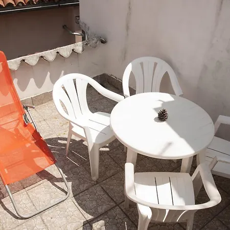 بيت شباب Hostel Piran بيران