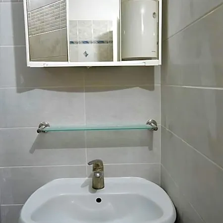 Hostel Piran بيت شباب *