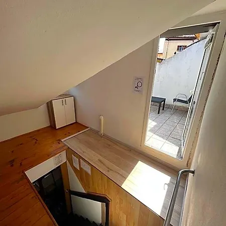 Hostel Piran بيت شباب