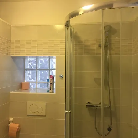 بيت شباب Hostel Piran *