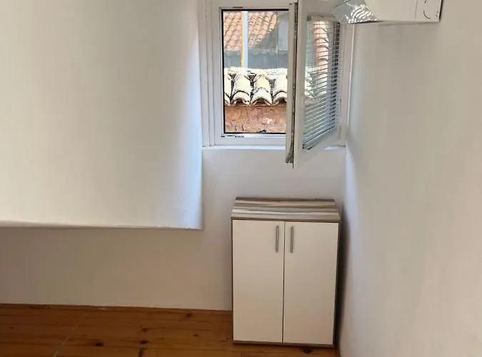 ホステル Hostel Piran ピラン