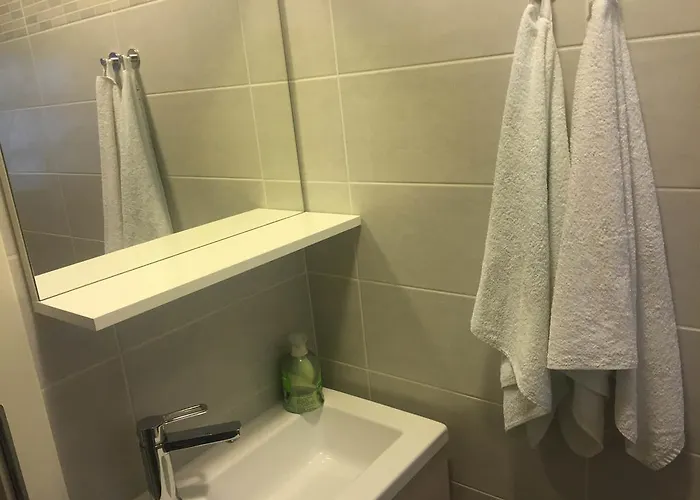 ホステル Hostel Piran ピラン